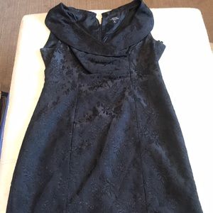 Black embossed Tahari dress!